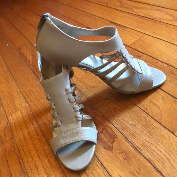 Life Stride Gladiator Heels - Picture 3 of 7